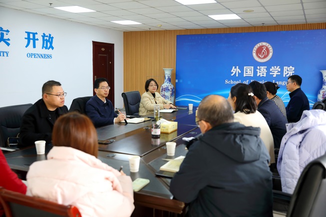 校领导深入外国语学院、物理与电气工程学院调研指导工作